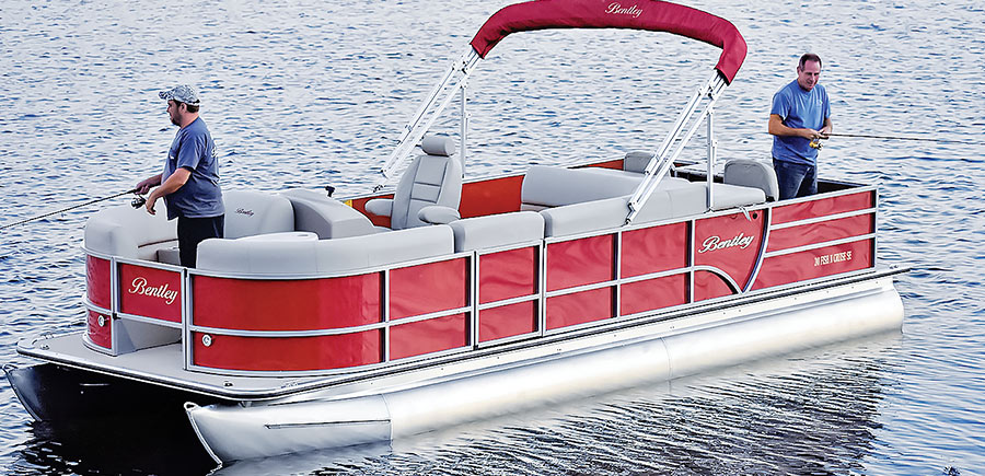 people fishing off of the Bentley 220 Fish N’ Cruise