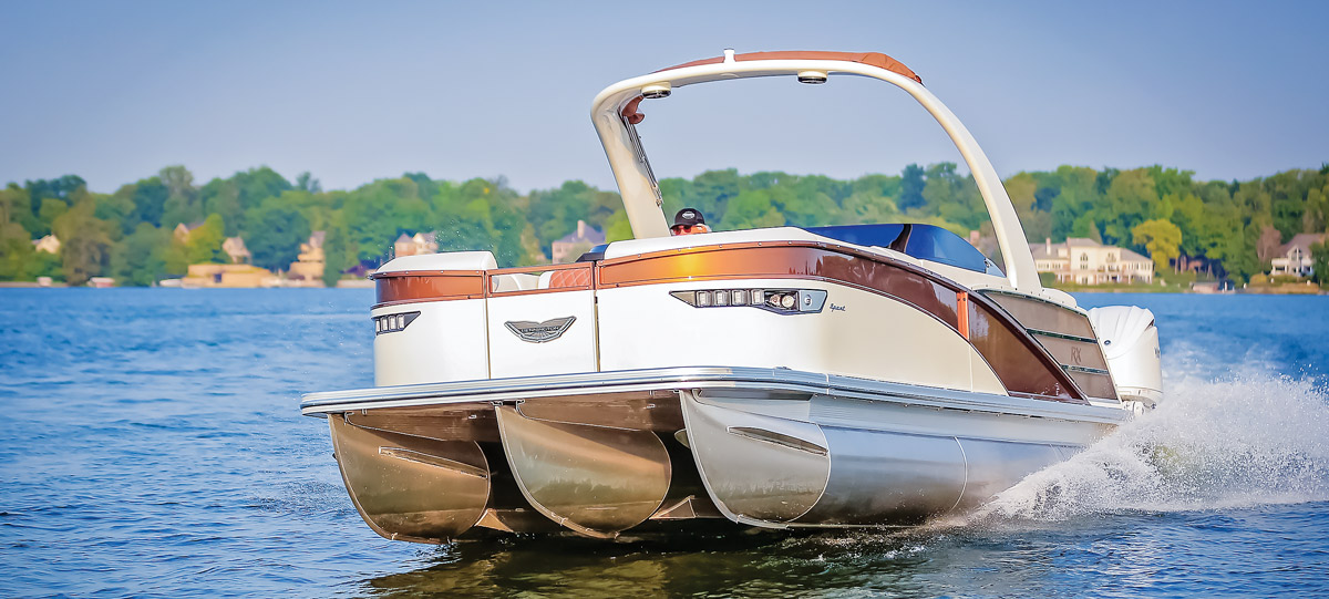 27 RXFBWA T2 Fastback