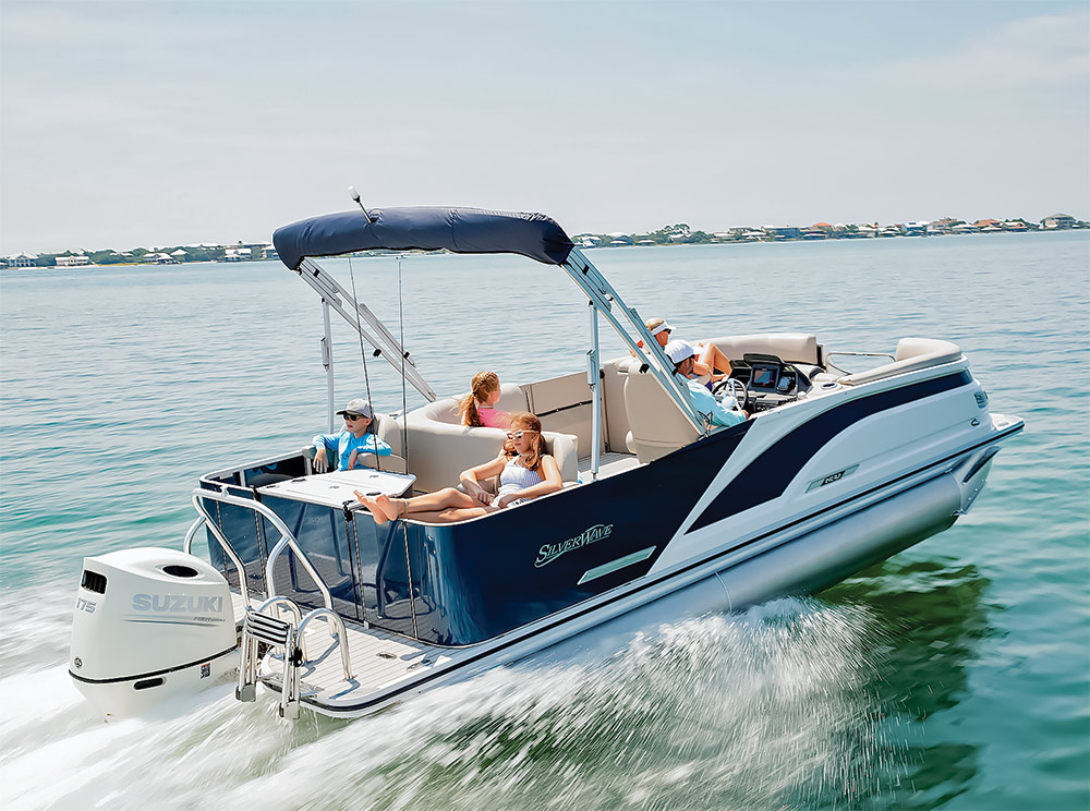 Silver Wave Model 2410 SW5 RLP on Water