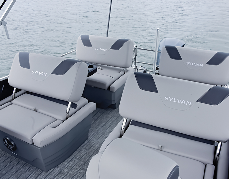 L-3 RLZ back seats