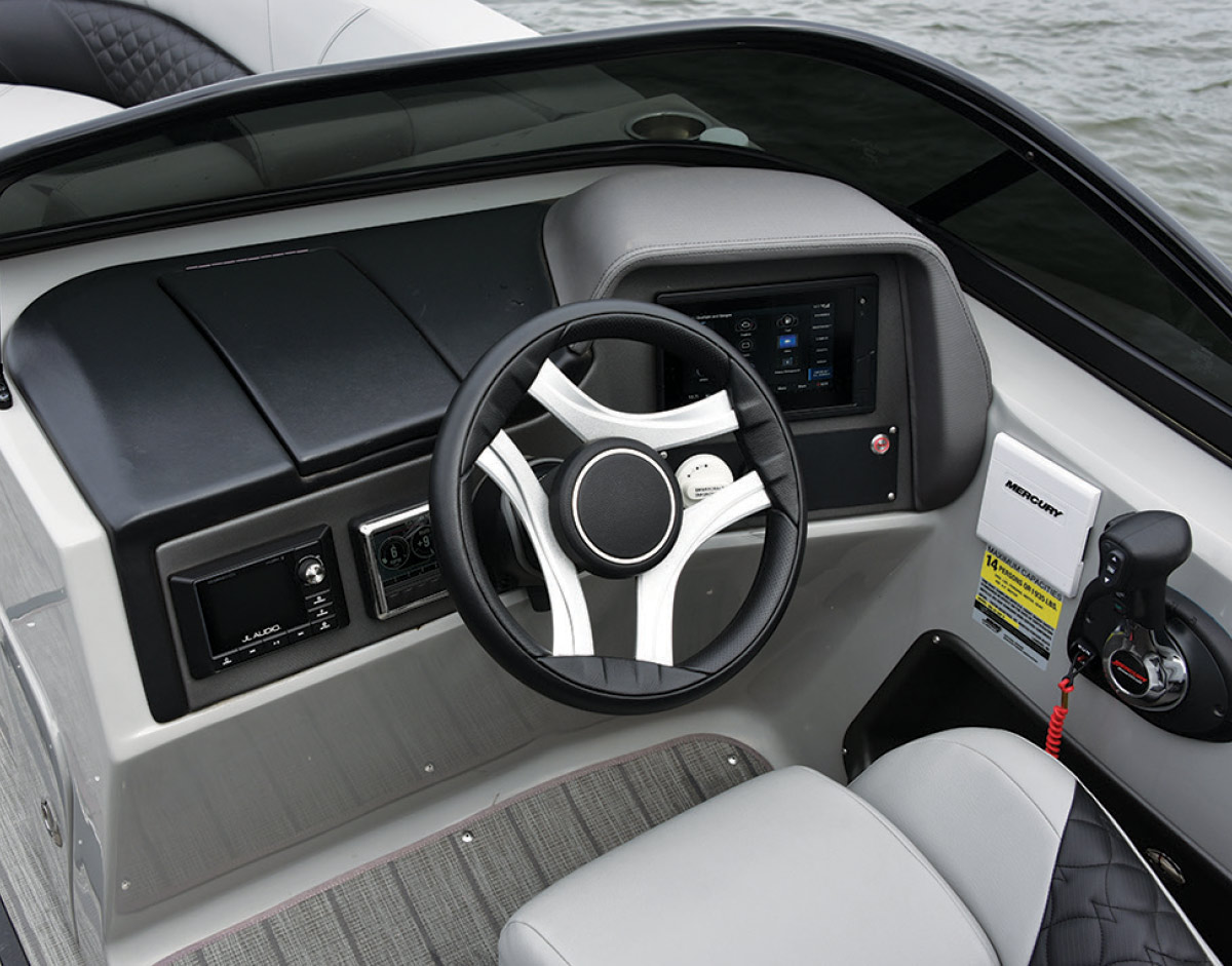 25 LX RFXW's steering wheel