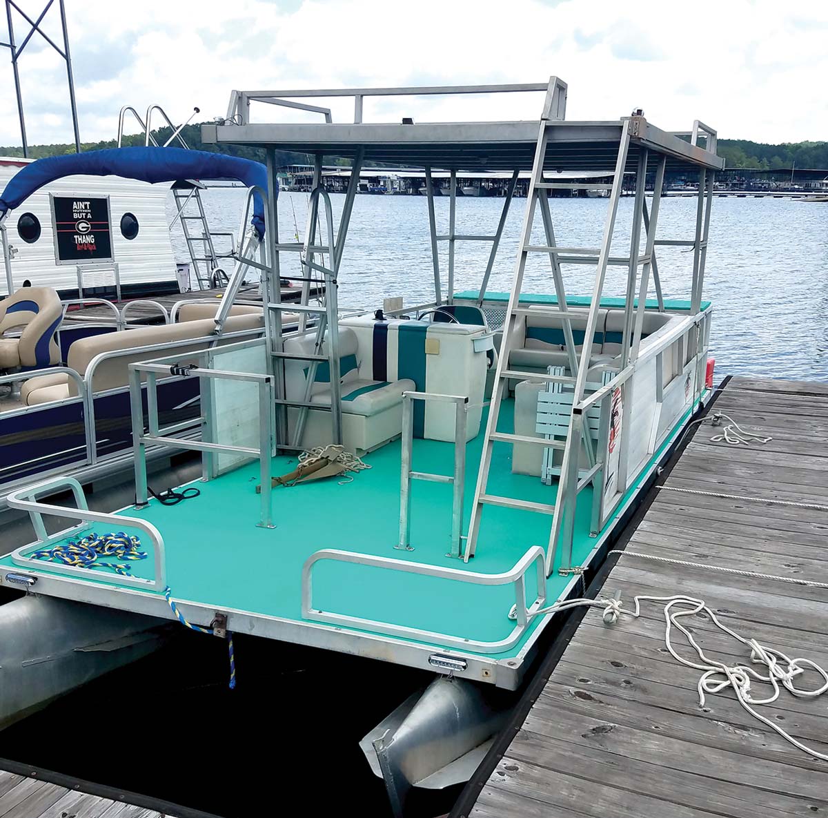 Durabak 18 Marine Liner Outdoor Smooth & Textured