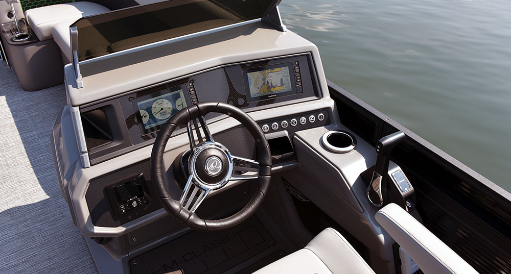 Qwest M-Class 8522 RLS - LTZ steering wheel