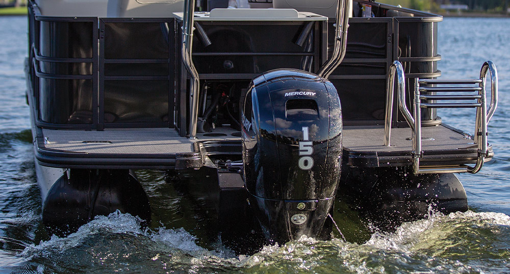rear view of the Sylvan Mirage X3 Party Fish