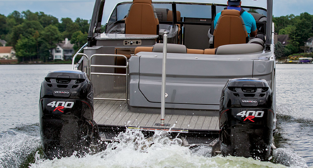 rear view of the Tahoe 2585 Grand Tahoe LTD Twin Elite Windshield (ELW)