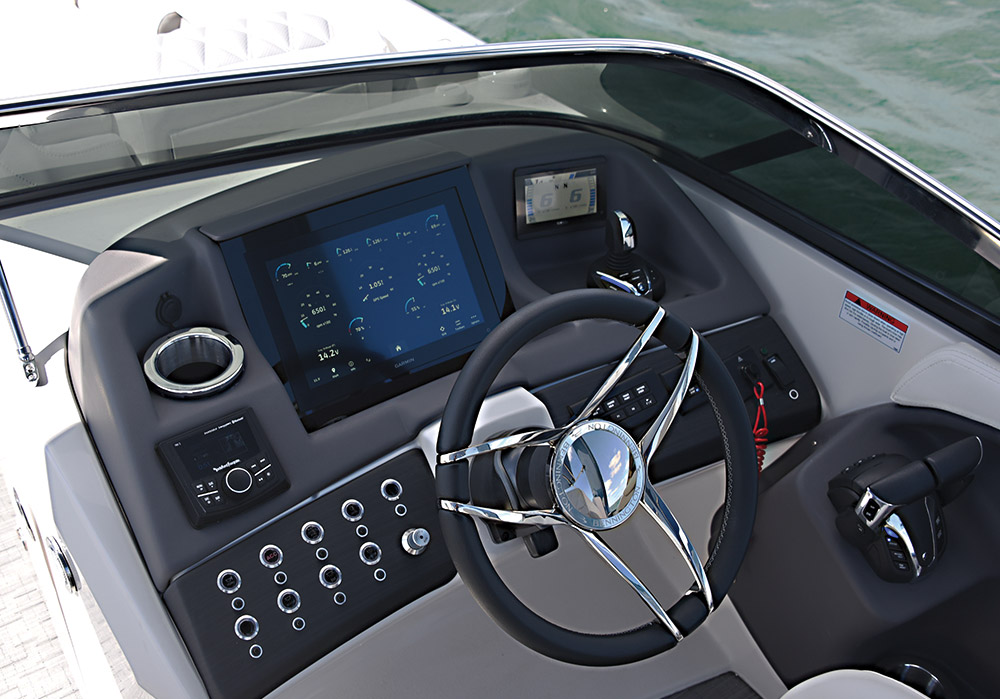 900 HP Bennington helm