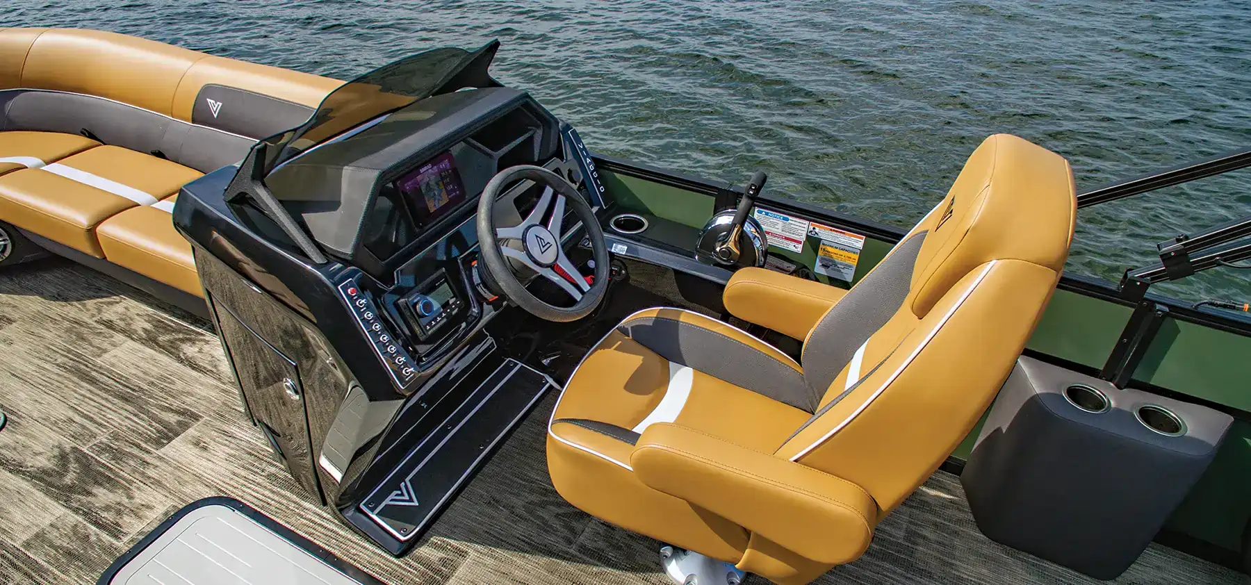 the Viaggio Lago's helm and Captain's chair