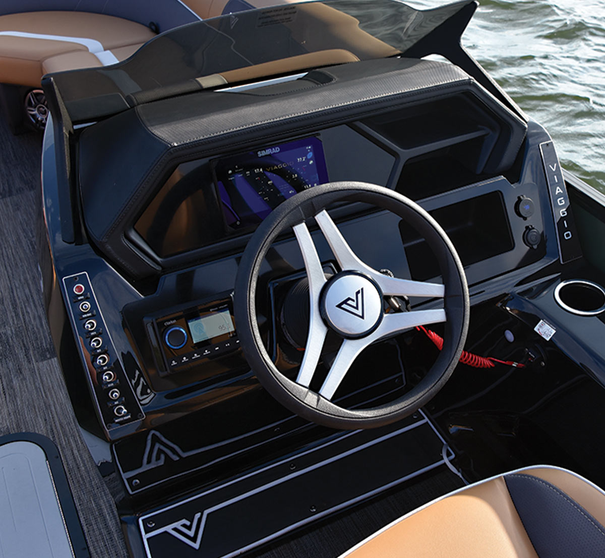 the Viaggio Lago's helm