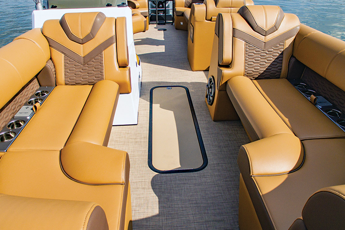 Seating area of Montara Boats Naxos 23 pontoon