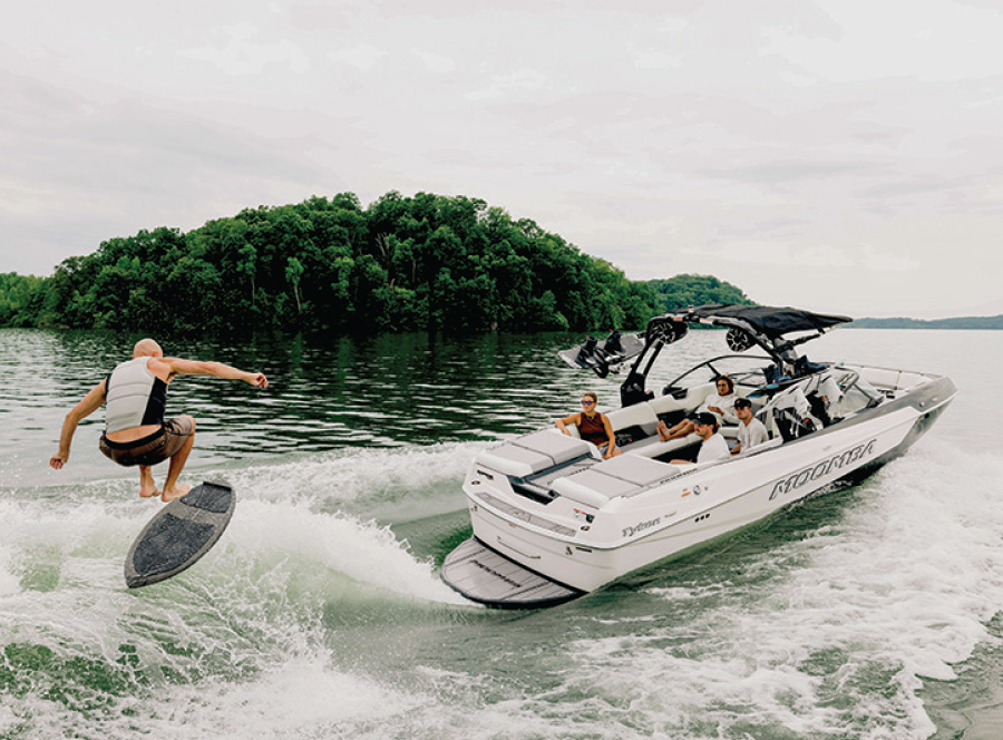 rider being pulled by boat with Moomba’s Tykon AutoWake system