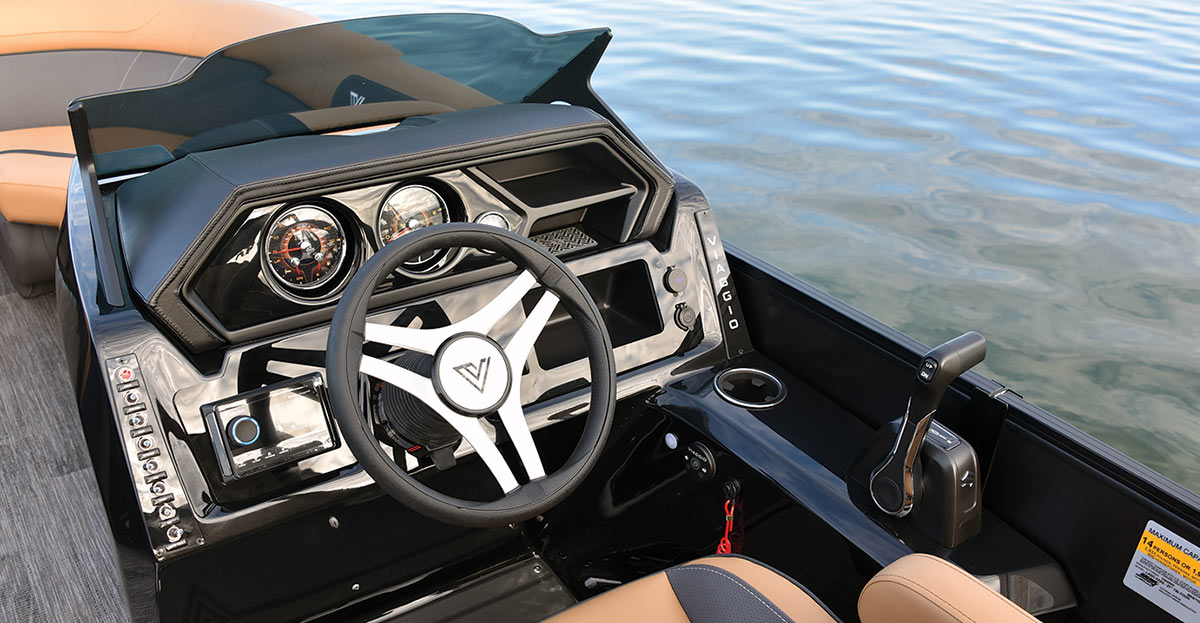 steering wheel of a Viaggio Lago pontoon