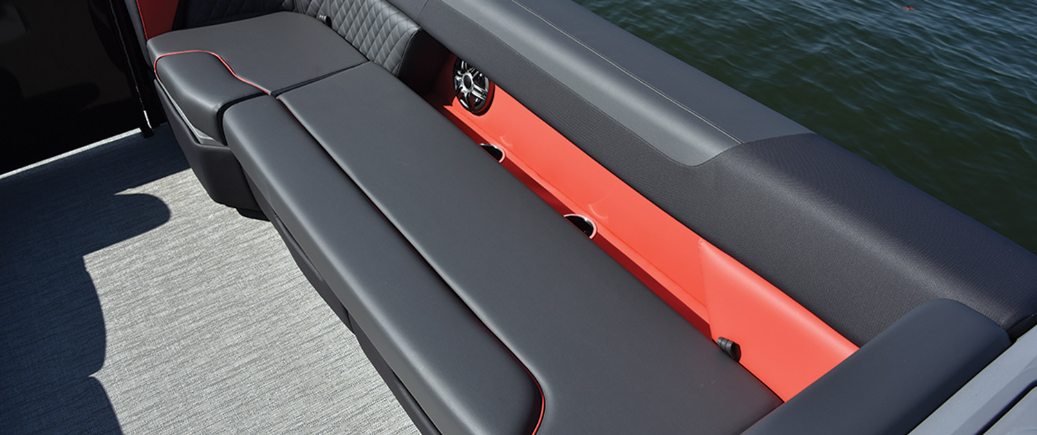 long bench seating on the Godfrey Sweetwater 2486 SFLC pontoon