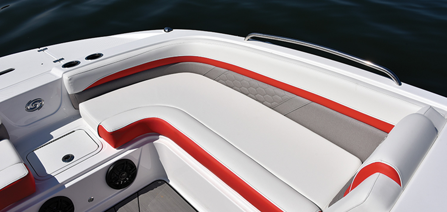 a bench seat on the Hurricane SunDeck Sport 218