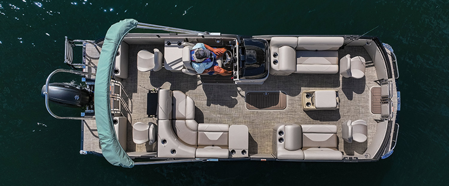direct aerial view of a JC TriToon Spirit 240TT Fish Super Sport