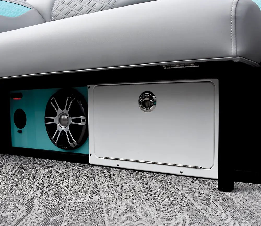 ATMOS 12V under a seat