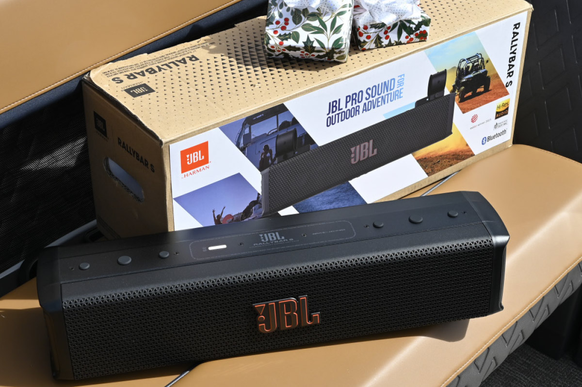 JBL Rallybar speaker