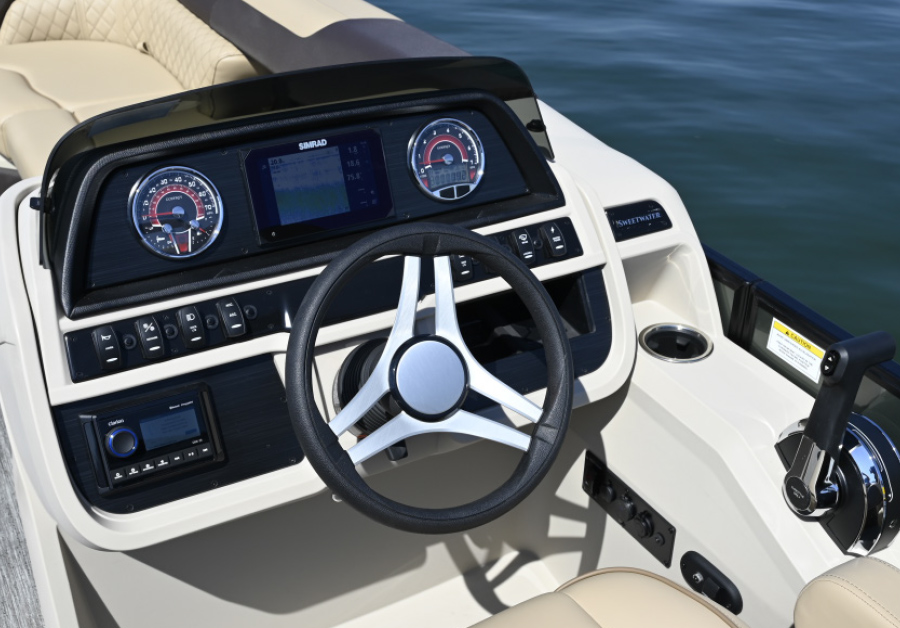 Godfrey Sweetwater 2286DT steering wheel