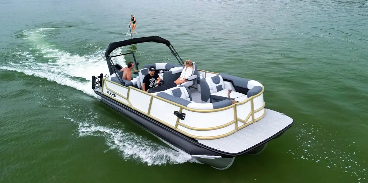 Alera Model M 23Q pontoon in white and gold