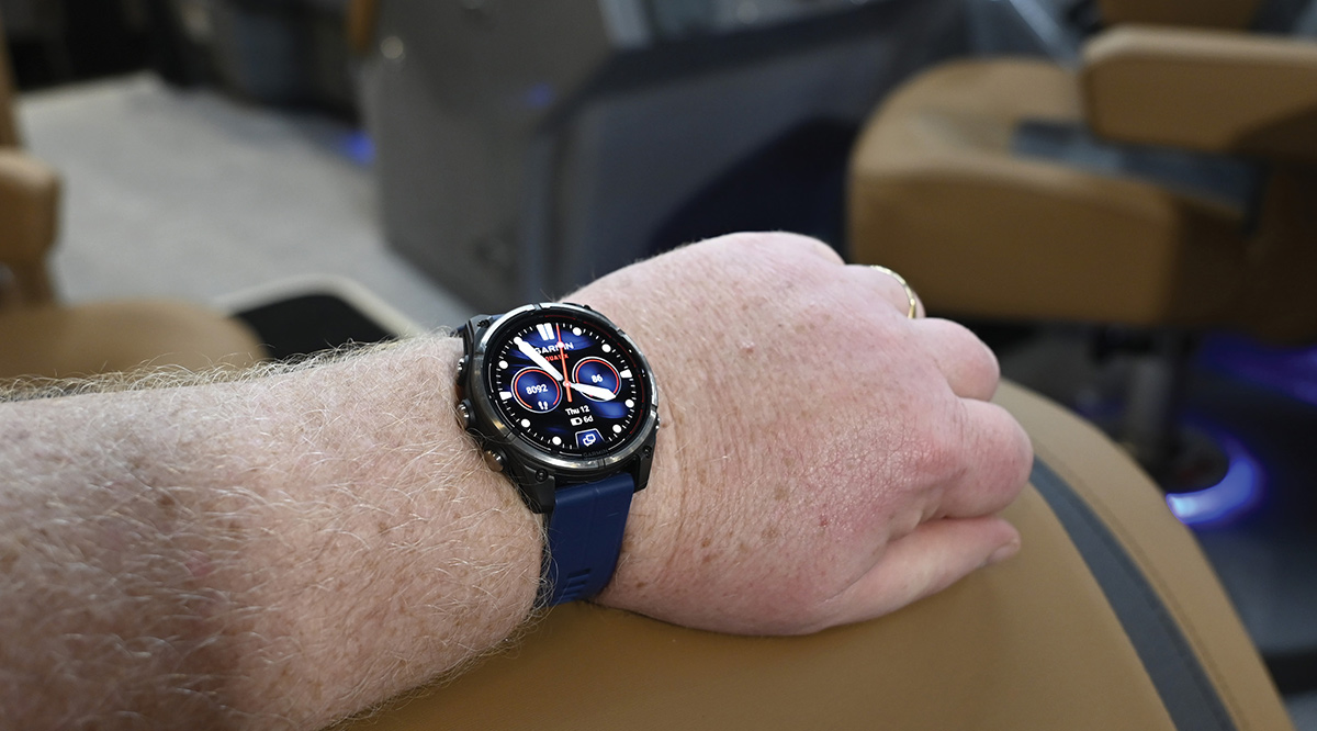 Garmin’s quatix 8 Pro watch on man's wrist